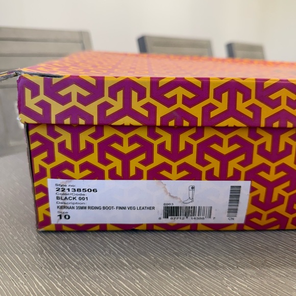 Tory Burch Kiernan 35mm Riding Boot - Picture 13 of 14